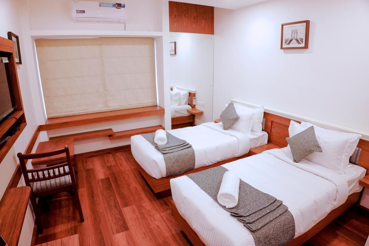 Mpsroyalsuites Perintalmanna Bagian luar foto