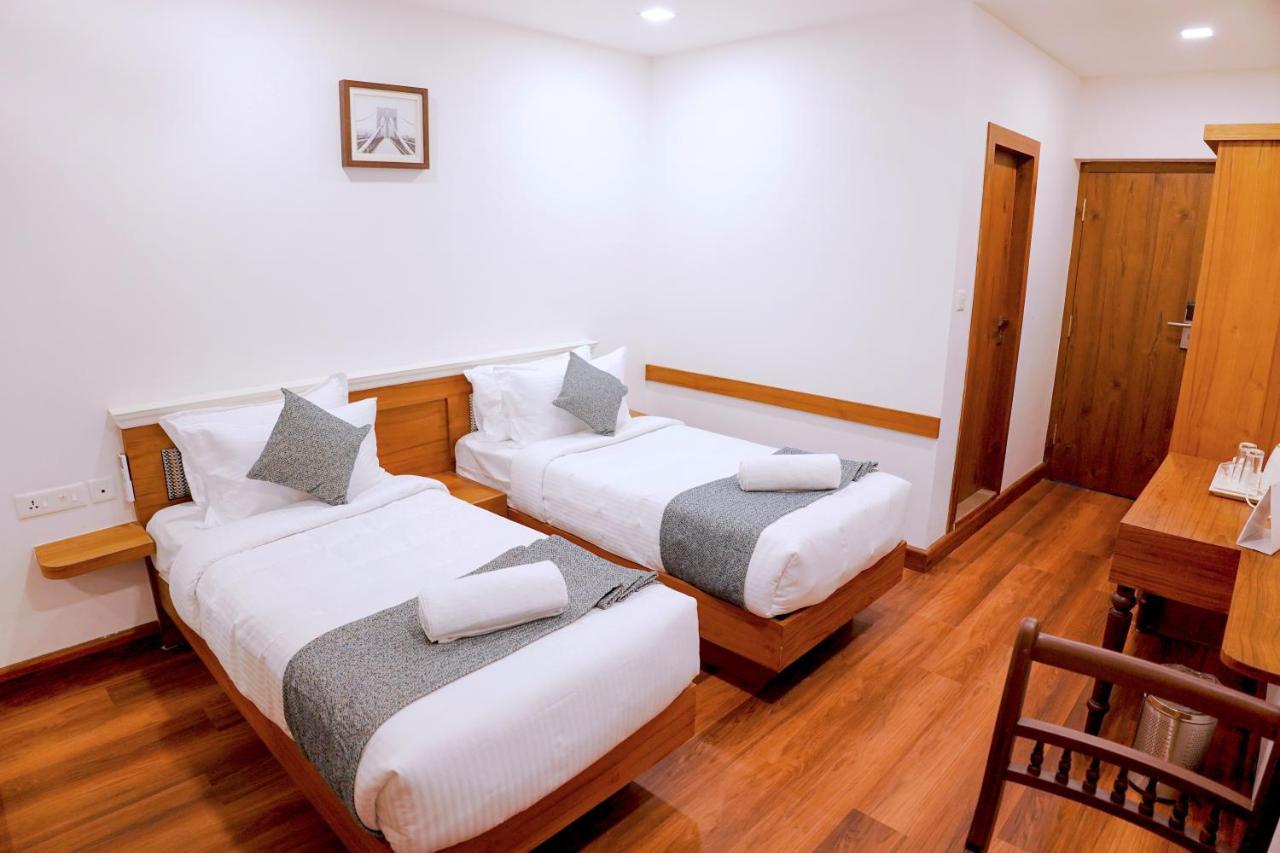 Mpsroyalsuites Perintalmanna Bagian luar foto